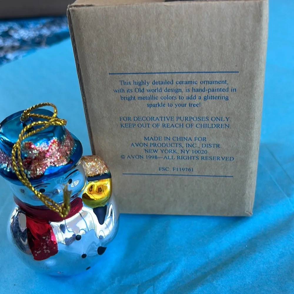 1998 Vintage Avon Hand‑Painted Christmas Snowman Ornament NIB w/ Original Box